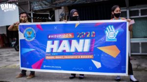 BNNP Kaltim - Komandan Baru Semangat Baru BNNK BONTANG Turun Ke Jalan Bagikan Brosur Mengenai Informasi Bahaya Penyalahgunaan Narkoba