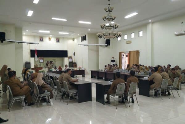 BNNP Kaltim - pemeriksaan urine terhadap pegawai yang berjumlah 125 pegawai Dinas Sosial semua hasilnya negatif atau bebas dari narkoba.