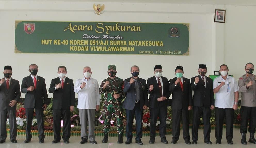 BNNP Kaltim - Korem 091/Aji Surya Natakesuma, ke depan semakin maju dan jaya, semakin dekat dengan rakyat dalam mengemban misi pengabdian untuk bangsa dan negara,” BNNP Kaltim - Korem 091/Aji Surya Natakesuma, ke depan semakin maju dan jaya, semakin dekat dengan rakyat dalam mengemban misi pengabdian untuk bangsa dan negara,”