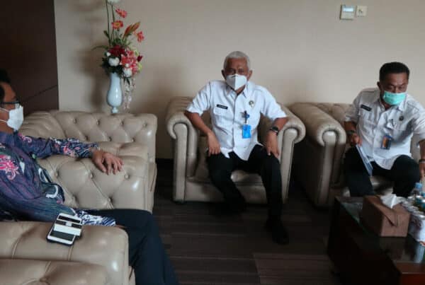 BNNP Kalimantan Timur – Kepala BNNP Kaltim Brigjen. Pol. Iman Sumantri Beserta Jajaran Sambangin Sekretaris Daerah provinsi Kalimantan Timur Ir H Muhammad Sa’bani M.Sc