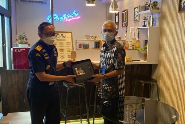Menjalin Kerja Sama ( Joint Inter Agency ) Antara BNNP Kaltim  dengan  Bea Cukai,  Dalam Menghadapi Ancaman Dan Tantangan  Kejahatan Peredaran Gelap Narkotika Di Kalimantan Timur.