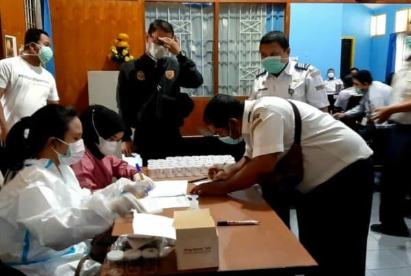 Pra HANI 2021 ,,,,,, Sosialisasi P4GN Serta Deteksi Dini Tes Urin Kepada Pegawai Badan Pengelola Transportasi Daerah (BPTD) XVII Satker Pelabuhan Penyebrangan Kariangau Kemenhub.