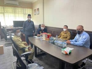 BNK Kutai Timur Gandeng Resnakoba Polres Kutim Tes Urin Kantor Dinas Pertanahan Dan Penataan Ruang Dan Kantor DPRD Kutai Timur