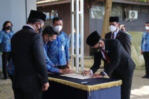 Pelantikan Dan Pengambilan Sumpah Janji/ Jabatan Pejabat Administrator Serta Serah Terima Jabatan Di Lingkungan BNN Provinsi Kalimantan Timur