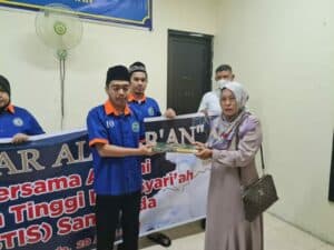 Warga Binaan BNNP Kaltim Dapat Bantuan Al Qur’an Dari Kelompok Masyarakat Alumni Sekolah Tinggi Ilmu Syariah Samarinda.