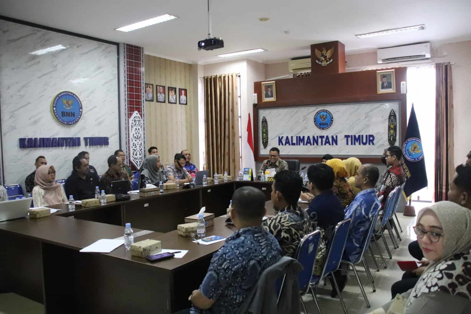 Kepala BNNP Kaltim membuka rapat pelaporan nasional p4gn inpres no 2 – 2022 periode b06 (semester 1) ta. 202